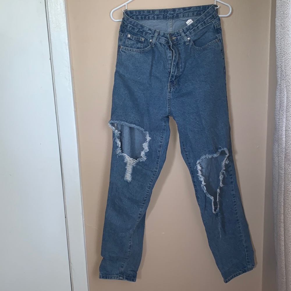 Ripped boyfriend jeans